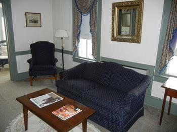 Wayside Inn Middletown 外观 照片
